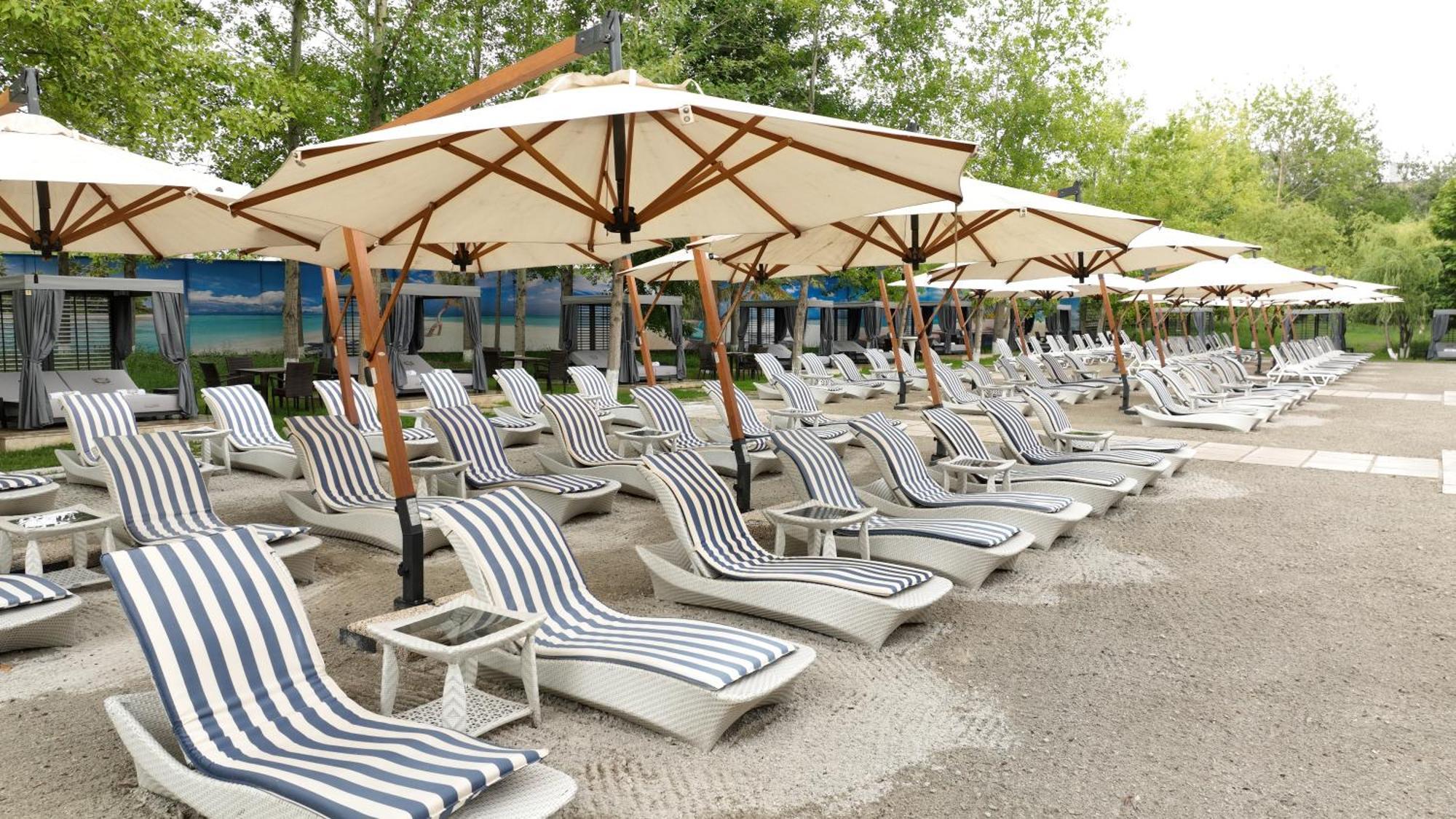 Multi Grand Pharaon Hotel Ptikni Kültér fotó