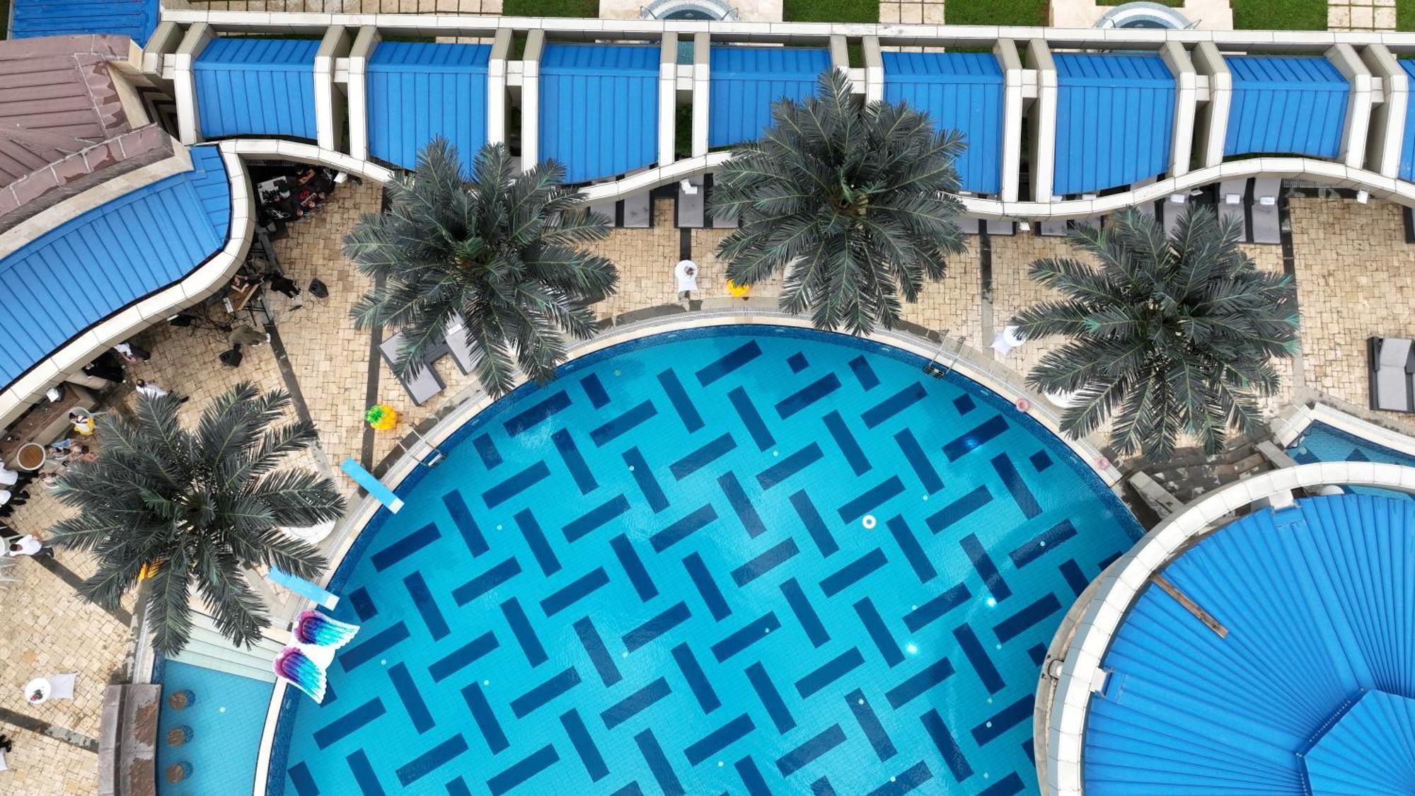 Multi Grand Pharaon Hotel Ptikni Kültér fotó