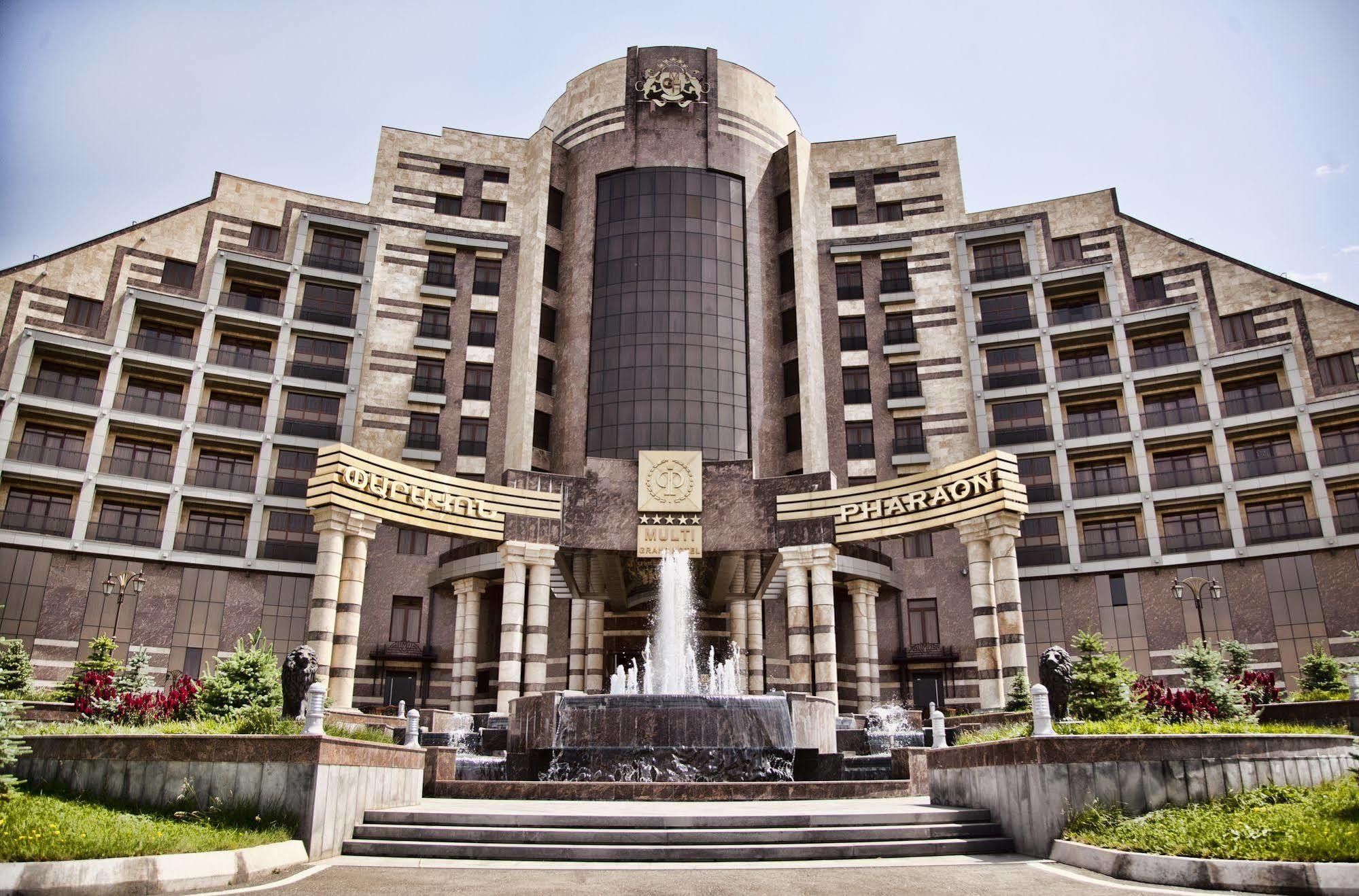 Multi Grand Pharaon Hotel Ptikni Kültér fotó