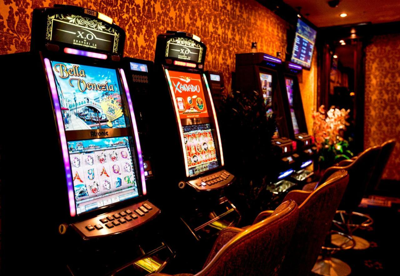 Multi Grand Pharaon Hotel Ptikni Kültér fotó