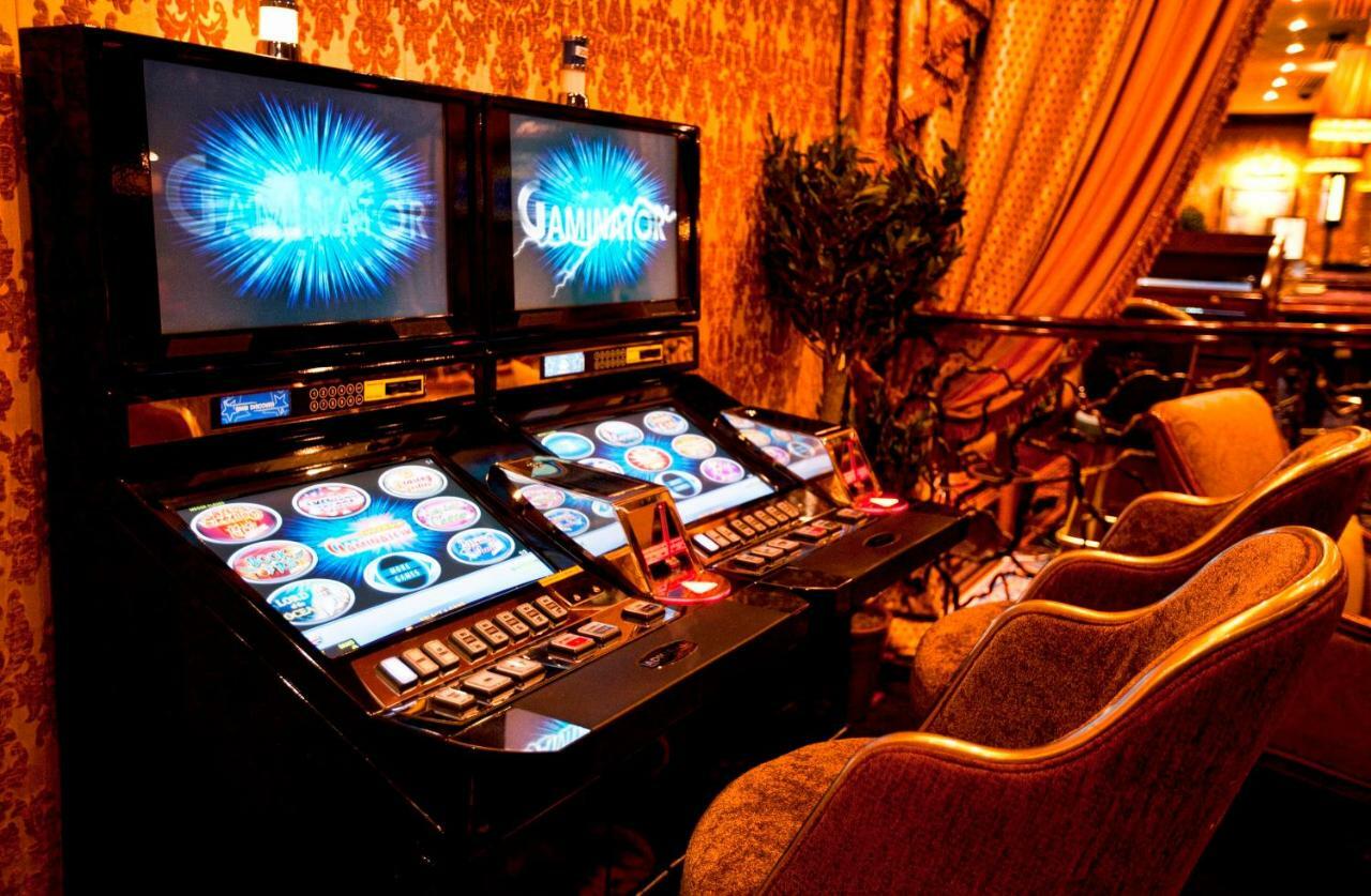 Multi Grand Pharaon Hotel Ptikni Kültér fotó